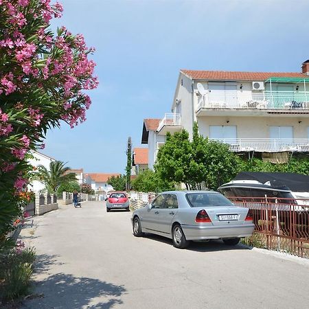 Apartments Ivan Vodice Eksteriør bilde