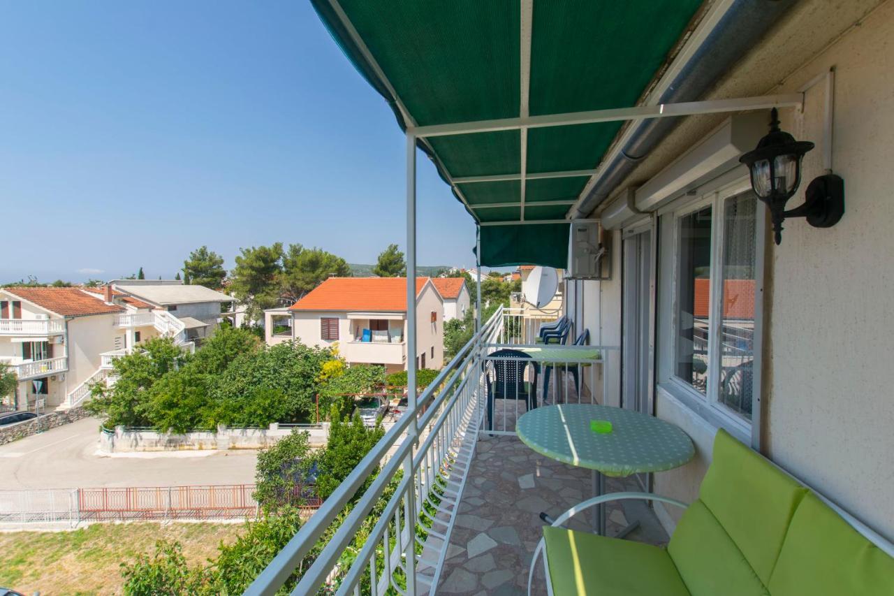 Apartments Ivan Vodice Eksteriør bilde