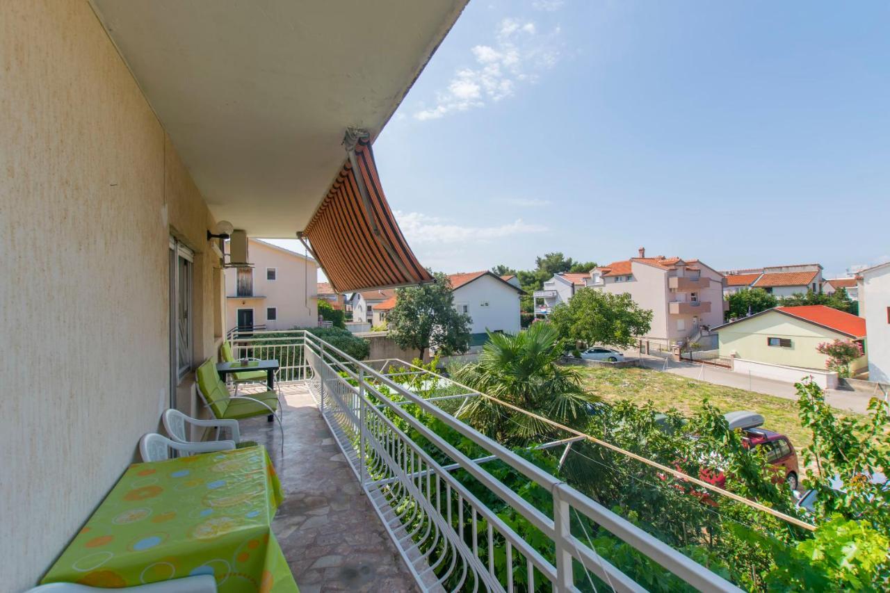 Apartments Ivan Vodice Eksteriør bilde